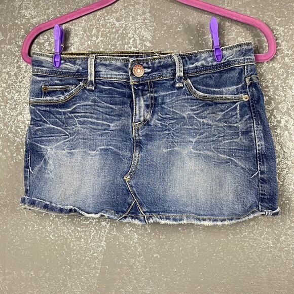 Armani Exchange medium wash denim mini skirt. size 4. - Picture 1 of 7